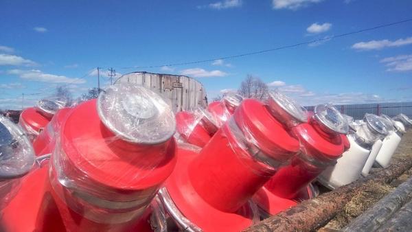 Обь-Иртышводпуть начнет навигацию с буями из композита Обь-Иртышводпуть начнет навигацию с буями из композита