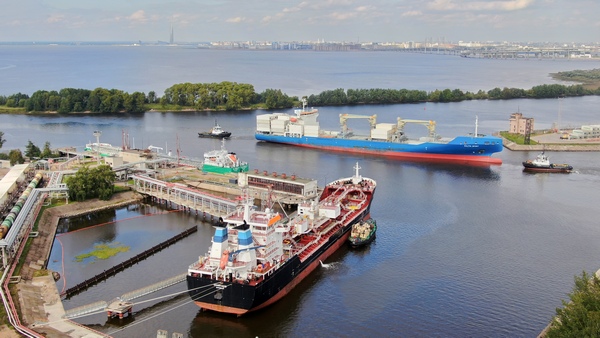 В кабмине обсуждают ограничение экспорта нефтепродуктов В кабмине обсуждают ограничение экспорта нефтепродуктов