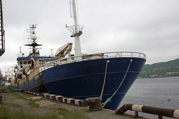 В мае Мурманский рыбный порт увеличил перевалку рыбы и нефтепродуктов В мае Мурманский рыбный порт увеличил перевалку рыбы и нефтепродуктов
