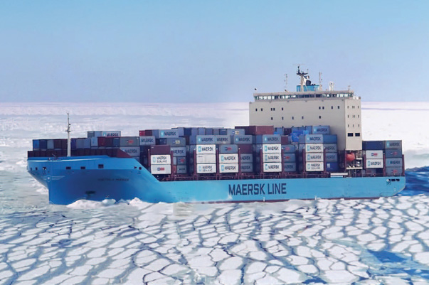 Контейнеровоз для арктической контейнерной линии 